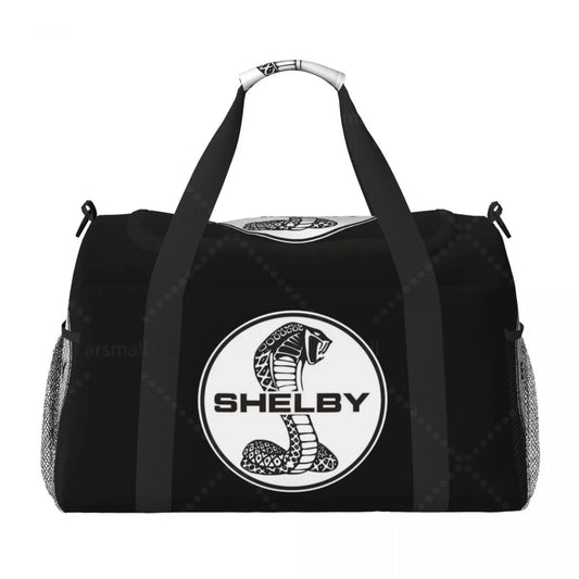 Elegante bolso de mano Ford Mustang Shelby para viaje.
